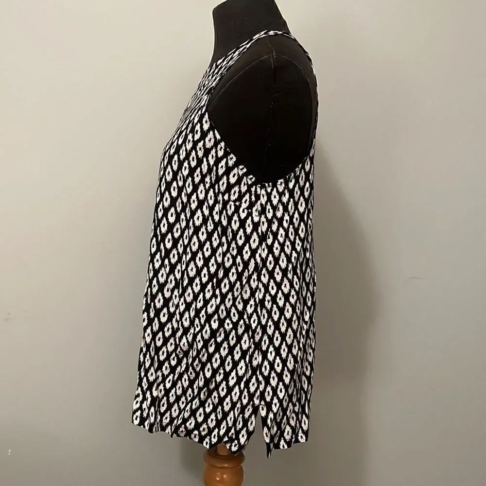 Old Navy Women's Black Sleeveless Keyhole Back Geometric Tank Top